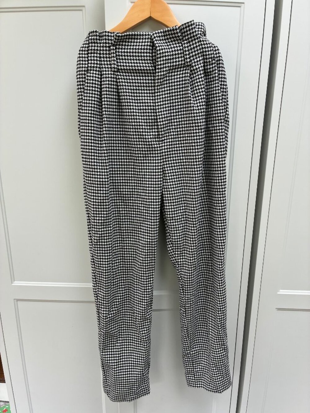 H&M Black White Houndstooth Straight Pants US 4